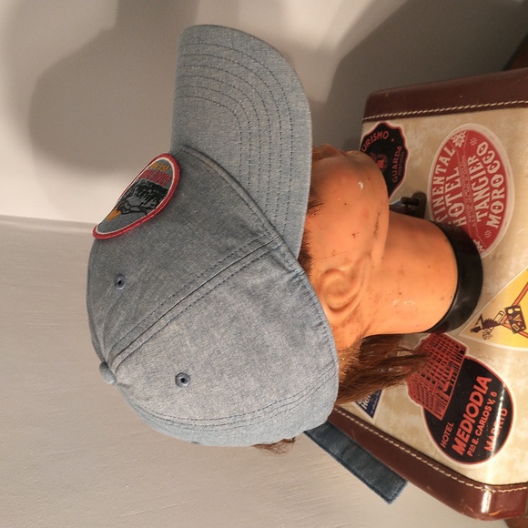 Eddie Bauer cap in fantastic condition - Picture 4 of 7